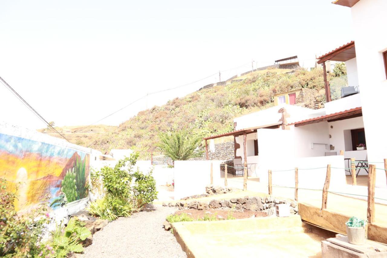 Vivienda Vacacional Casa Pancho Taibique المظهر الخارجي الصورة